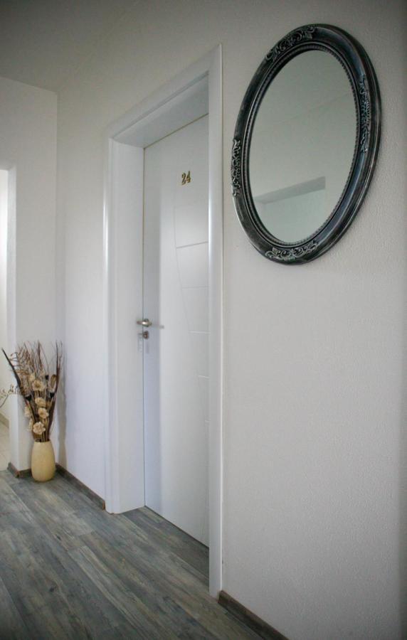 Got Prishtina Hostel พริสตีนา ภายนอก รูปภาพ