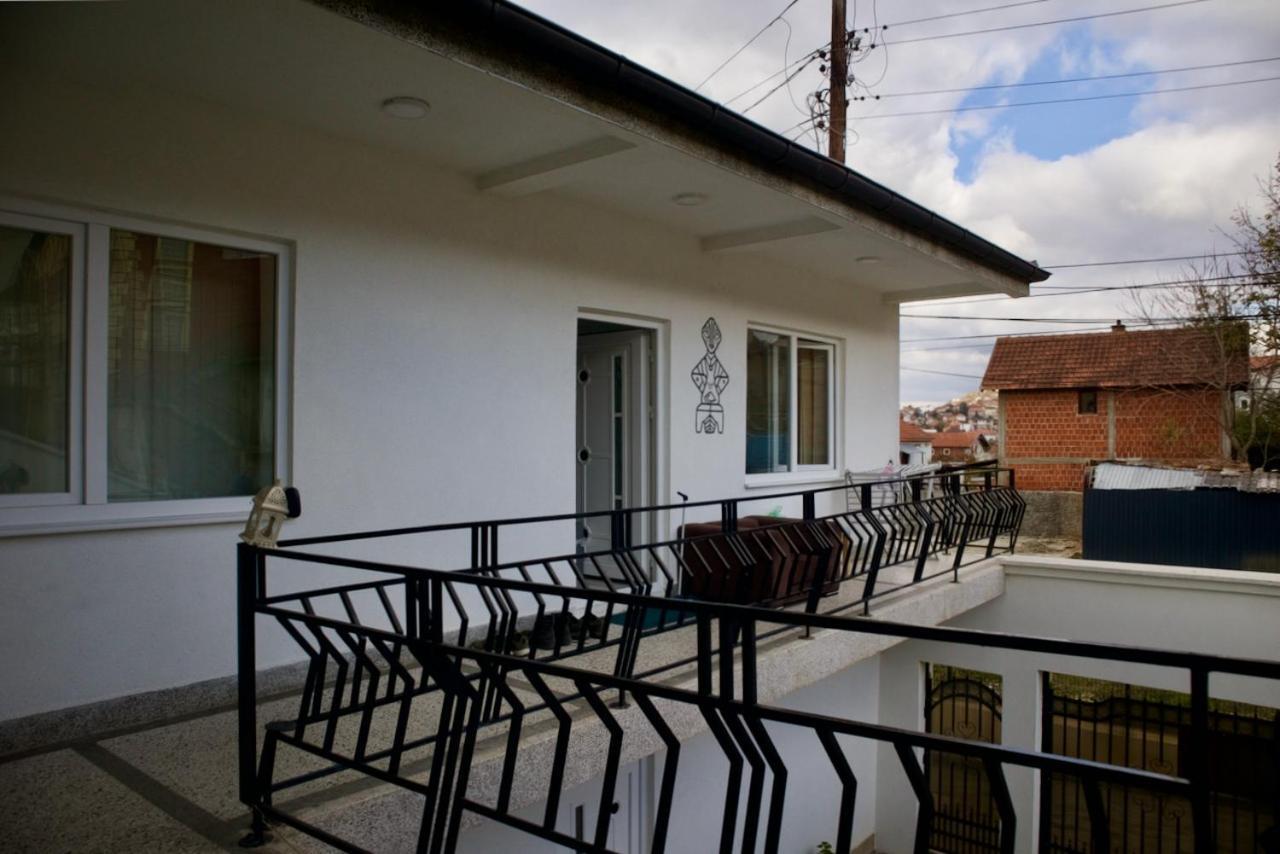 Got Prishtina Hostel พริสตีนา ภายนอก รูปภาพ