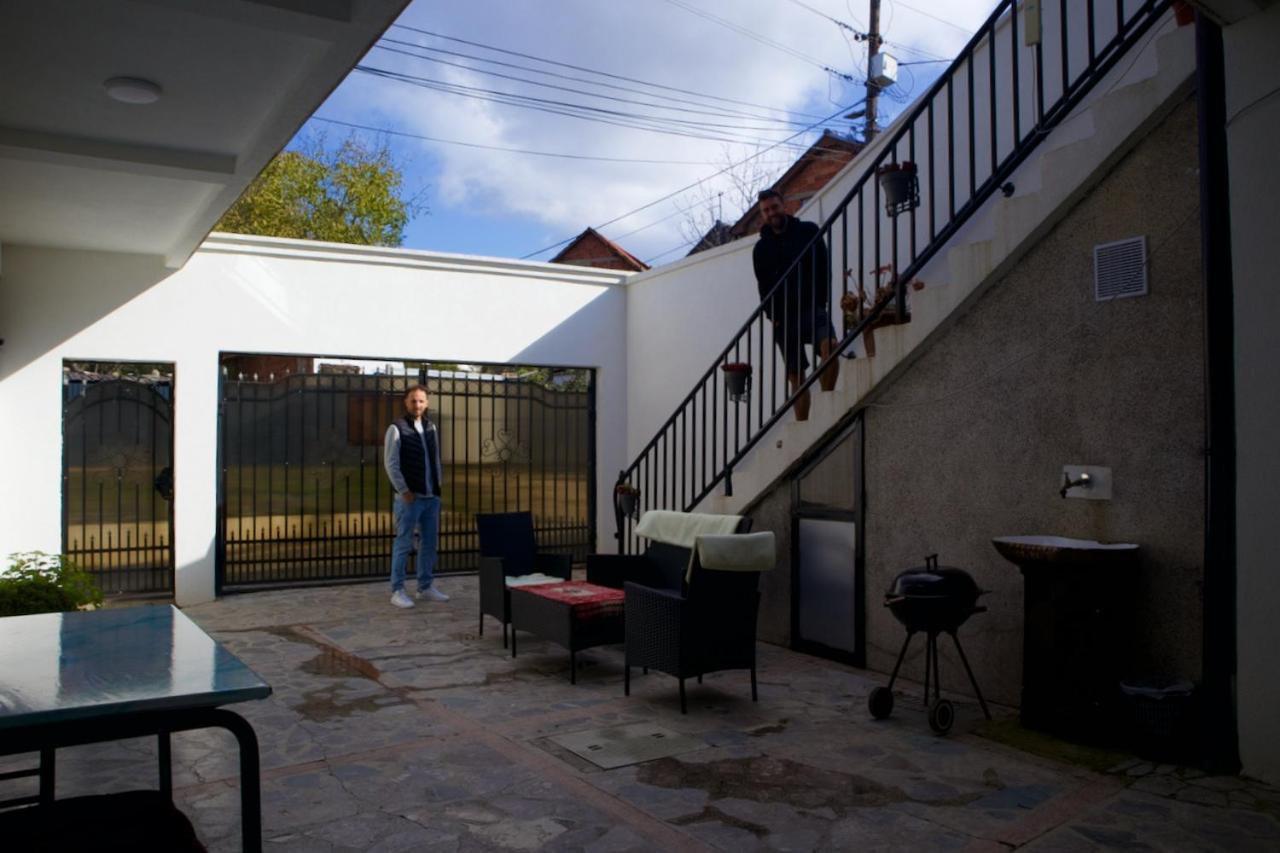 Got Prishtina Hostel พริสตีนา ภายนอก รูปภาพ